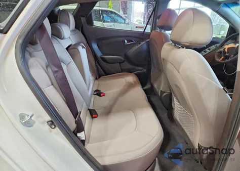 2015 Hyundai Tucson Gls z USA, uszkodzony, nr VIN KM8JTCAF0FU104467